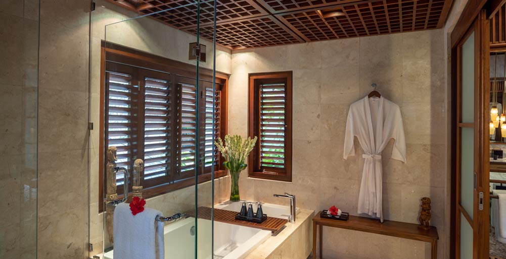 Villa Windu Sari - Guest bathroom details