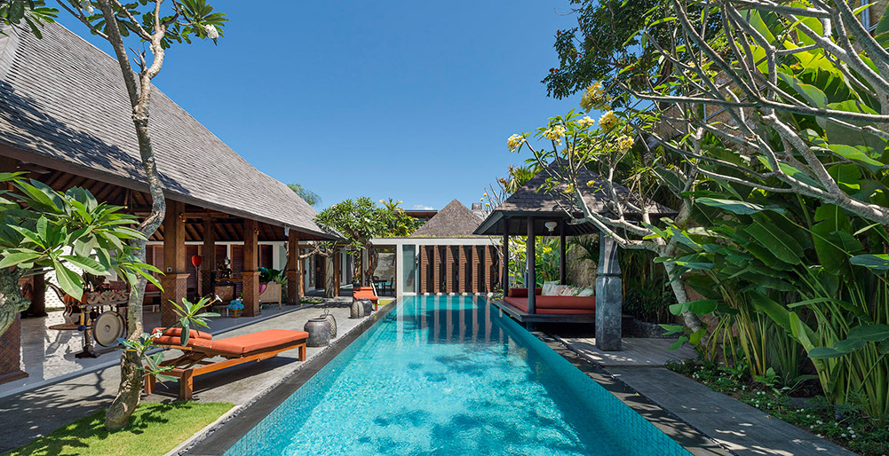 Des Indes Villas - Des Indes III - Poolside