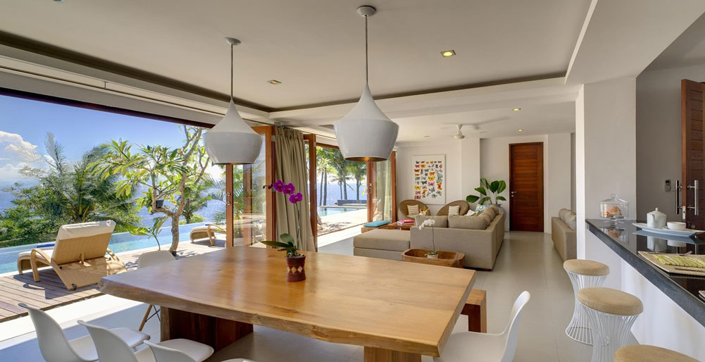 Malimbu Cliff Villa - Overlooking Living and Dining Area