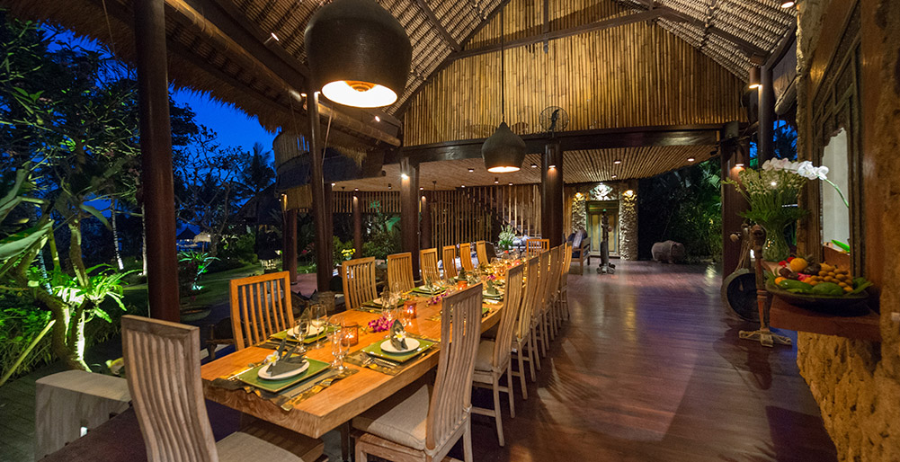 Taman Ahimsa - Dining area at night