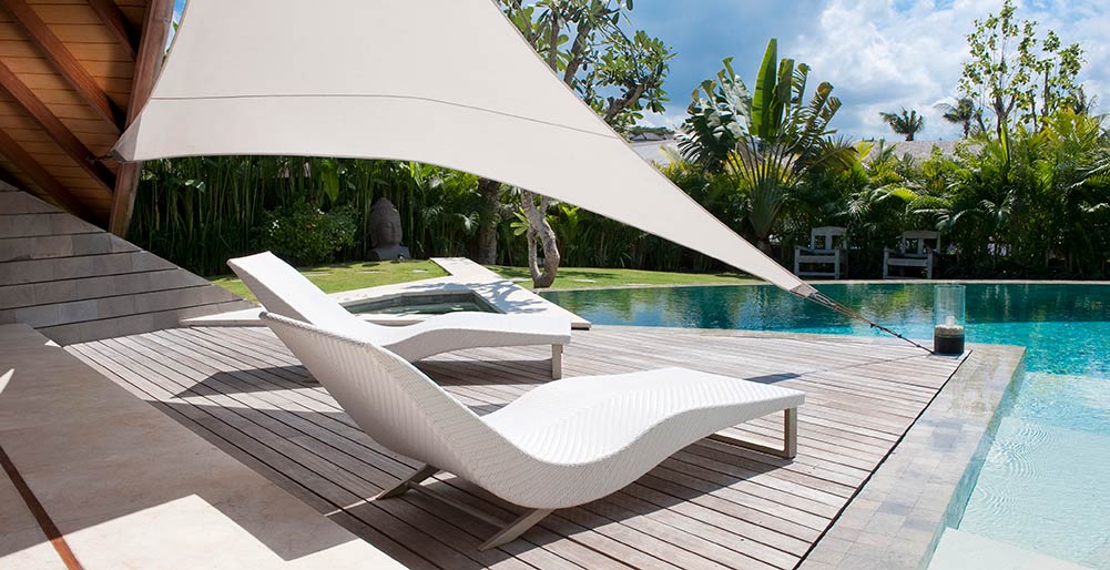 The Layar - 3 bedroom - Sun loungers