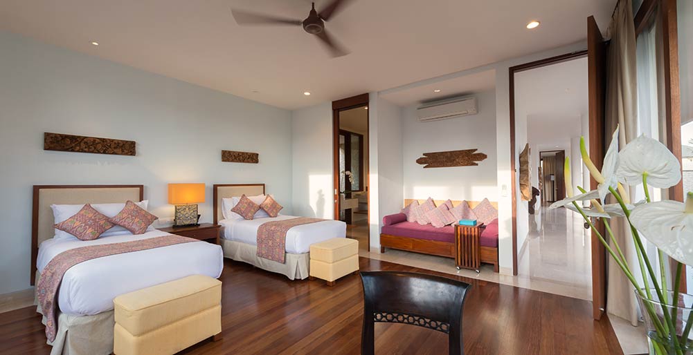 Pandawa Cliff Estate - Villa Marie - Downstairs twin bedroom