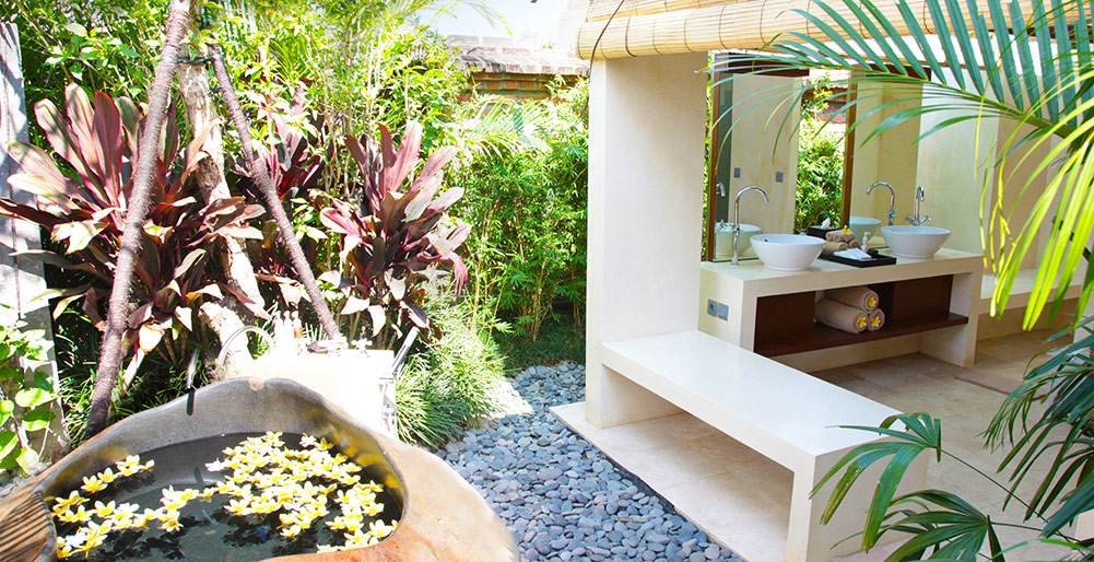 Villa Amy - Twin room bathtub