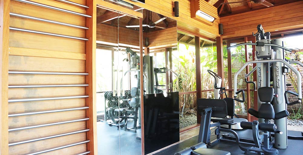 Dea Villas - Inside the gym