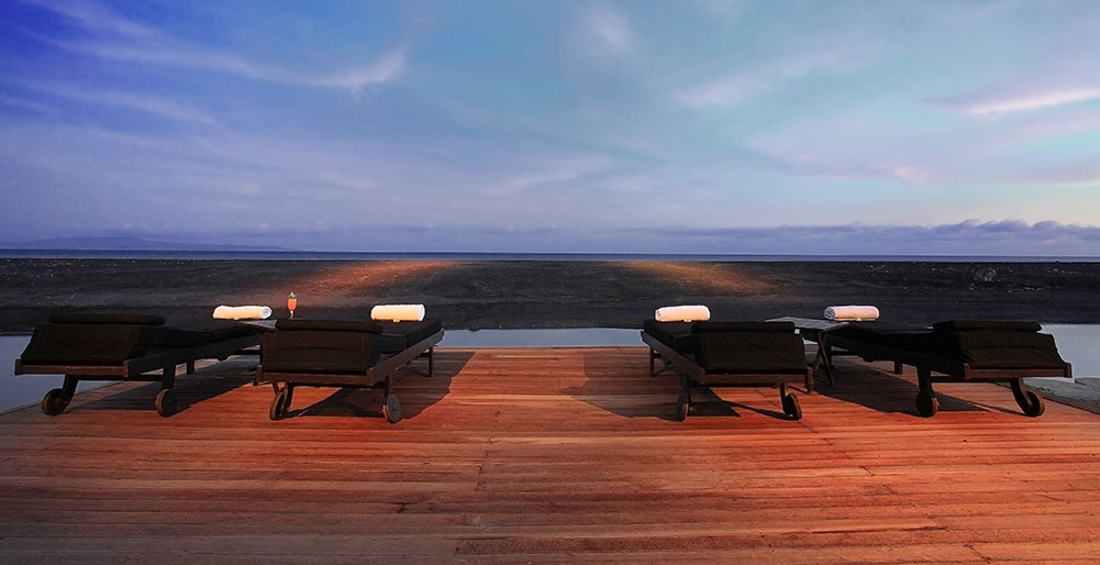 The Ylang Ylang - Beach deck