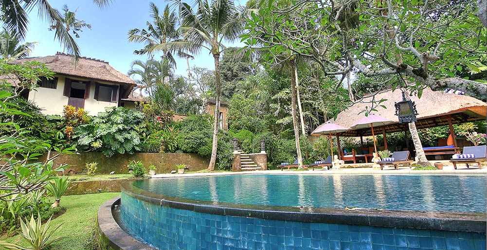 Villa Alamanda - Pool overspill