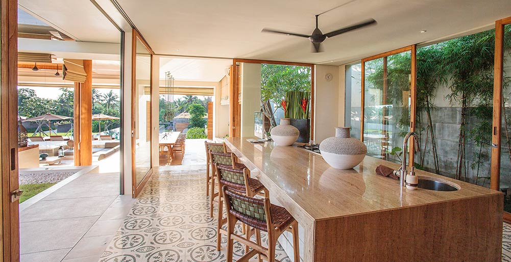 The Iman Villa - Family kitchen area