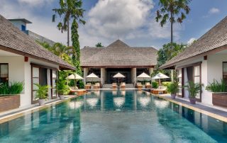 Villa Mandalay - Pool and villa